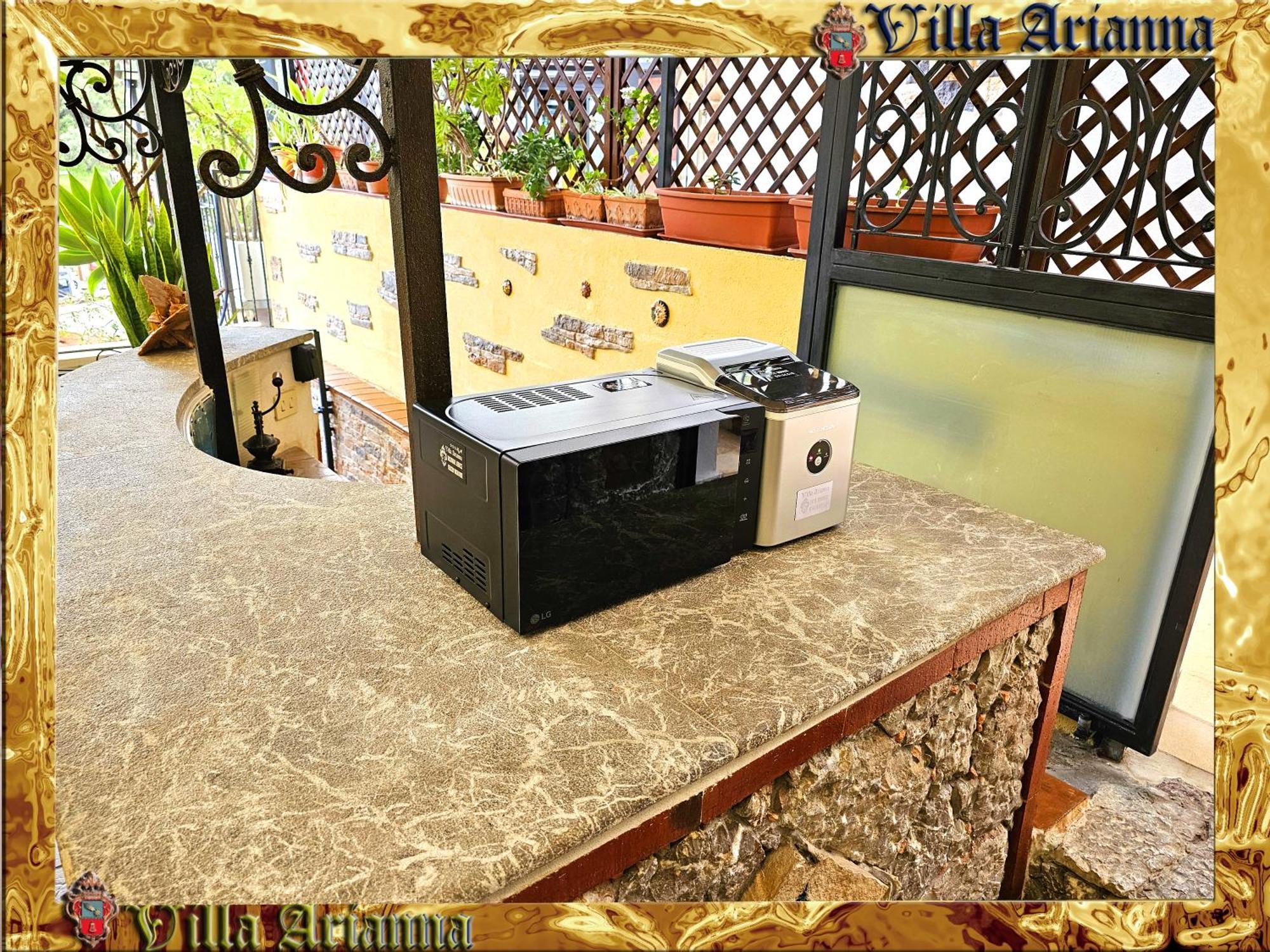 Villa Arianna B&B Taormina Exteriör bild